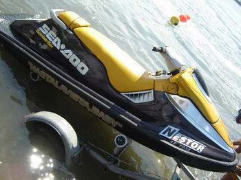 >Three seater XP 800