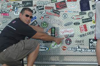 >Στο ταμπλό της Monster ο Μαλούχος