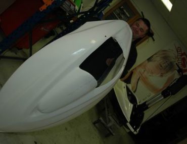 >Lightweight hood for Ultra 250X