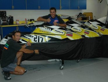 Rius Racing Carbon Hull SuperJet