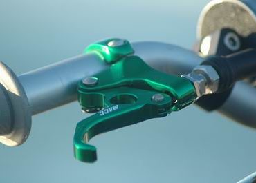 >Trigger throttle from MaccRacing