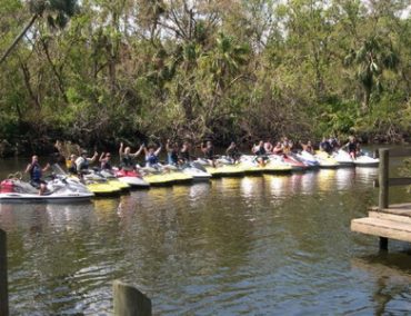 >Discovery River Tours