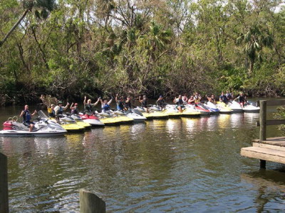 >Discovery River Tours