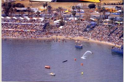 >Ευτυχισμένος ο Καινούργιος Χρόνος