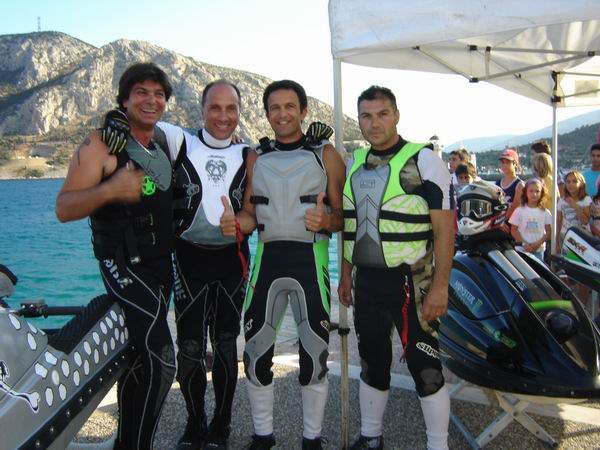 >Επίδειξη Jet Ski στα Αντίκυρα