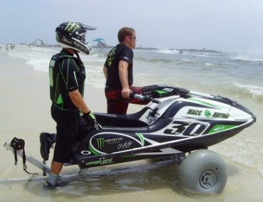 >Mac Clugage on a Ski in Havasu