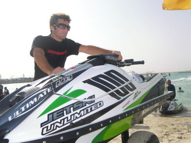 >Ισχυρότερη η JetSkiUnlimited