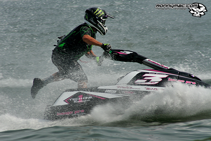 >Η Rachel MacClugage στην Pro Am Women Ski