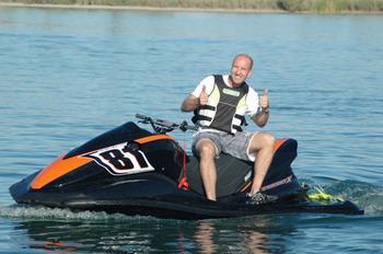 >Lee Manvel: The modified-hull man