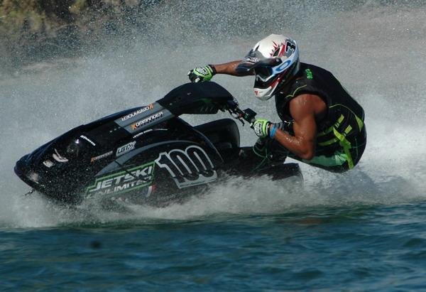 Steven Dauliach’s #100: Kawasaki Jet Ski SX-R 800 – World exclusive
