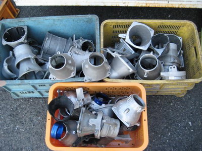 >Μάζευε κι ας είναι και