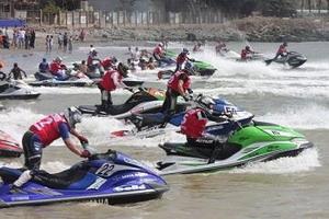 >Jet Raid: A year of premieres