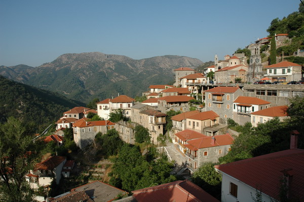 Λαγκάδια:Πέτρινο κομψοτέχνημα