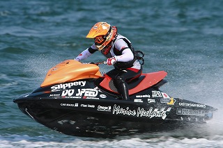 >Kurihara on top again