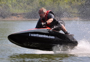 >Στο ρυθμό της Samba