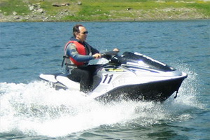 >Κρυβόμαστε πίσω από το δάκτυλό μας