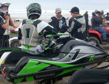 >Ο Motzouris με την Monster Energy