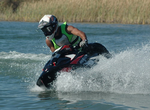 >RC-1: a Superbike on the water