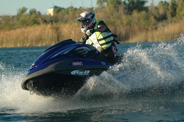 R&Ds FZR Pro Stock vs FZR Limited – World exclusive