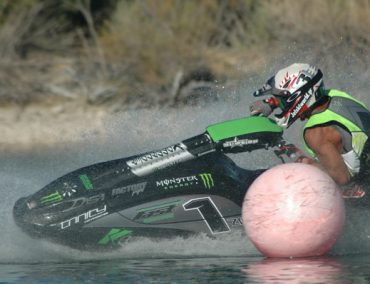 Dustin Motzouriss 1ZA: Kawasaki 800 SX-R GP Ski Παγκόσμια αποκλειστικότητα