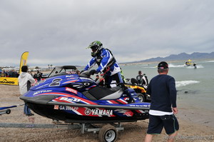 >Τι φορούσε το FZR του Follmer