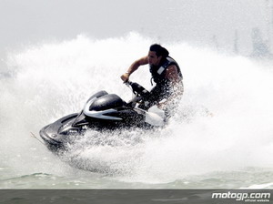 >Κι ο De Puniet πάνω σε pwc