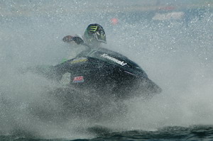 >Farthing won Pro Runabout Open