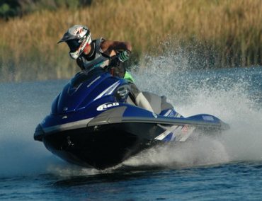 R&D’s Yamaha FZR Limited – Παγκόσμια Αποκλειστικότητα