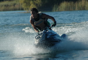 >Οδηγήσαμε το SX-R του Erlach