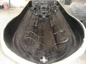>Carbon hull for Ultra made in Greece
