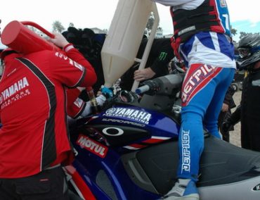 >Best Pit Crew award given to Follmer Racing