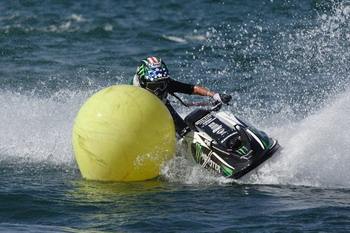 >Emi Kanamori in Pro-AM Ski GP