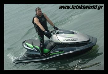 >O ʼκης Μαλούχος στο Akropolis Jet Raid