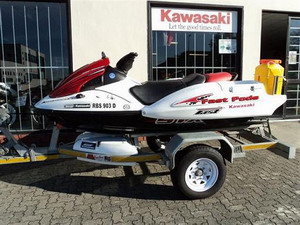 >Μπαγκαζιέρες για να jet ski