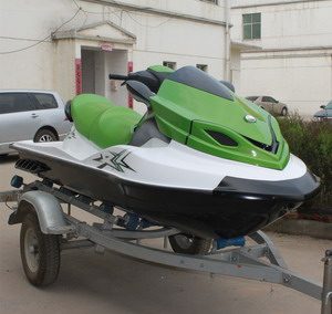 >Ultra 300X με μοτέρ Suzuki