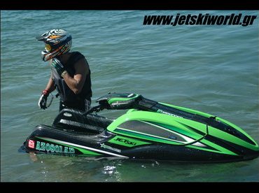 >Τρικύλινδρο SX-R σε δοκιμή