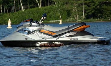 >Κλοπή ενός Sea-Doo