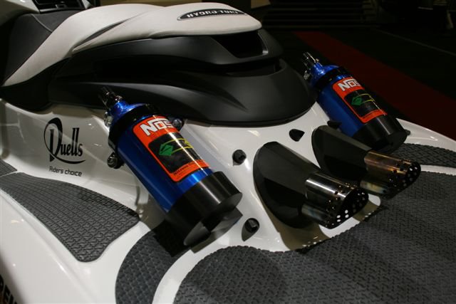 >Yamaha FZR με NOS