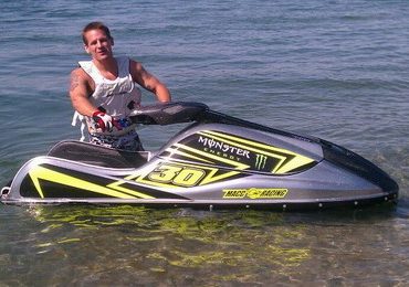 >Mac on a new three-cylinder SX-R