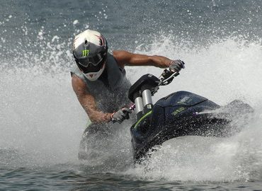 >Jet Ski, Ski ή όρθια: Τα αληθινά jet ski