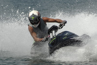 >Jet Ski, Ski ή όρθια: Τα αληθινά jet ski