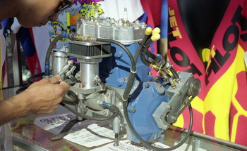 >Μηχανικός ψεκασμός σε JS550