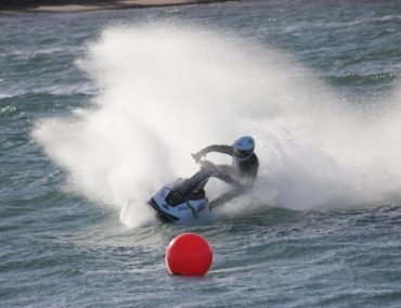 >Προπονείται ο Motzouris