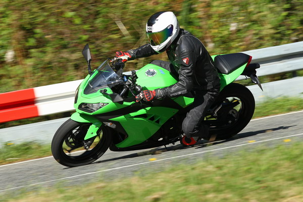 >Kawasaki Ninja 300 2013