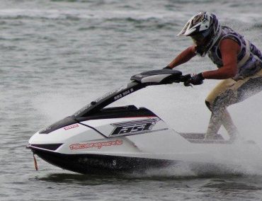 >Οι αναβάτες της Kommander στο Παγκόσμιο