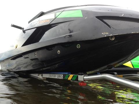 >Πονηρά sponsons για S4