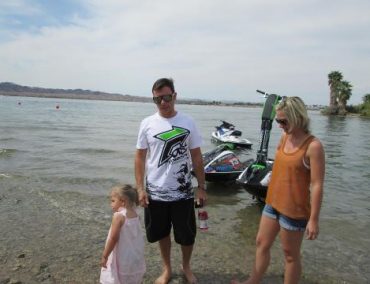 >Dustin Motzouris in Havasu
