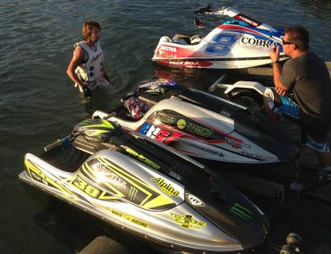 >Οι αναβάτες της TechOneRacing