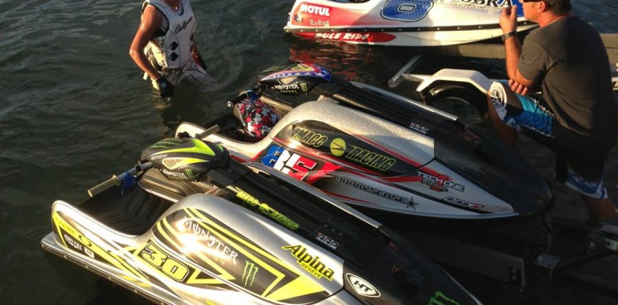 >Οι αναβάτες της TechOneRacing