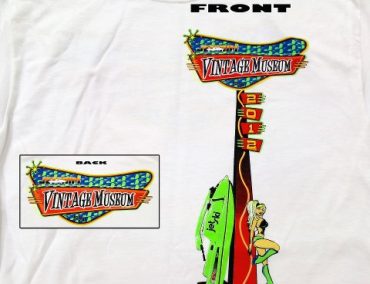 >Vintage Museum T-Shirt